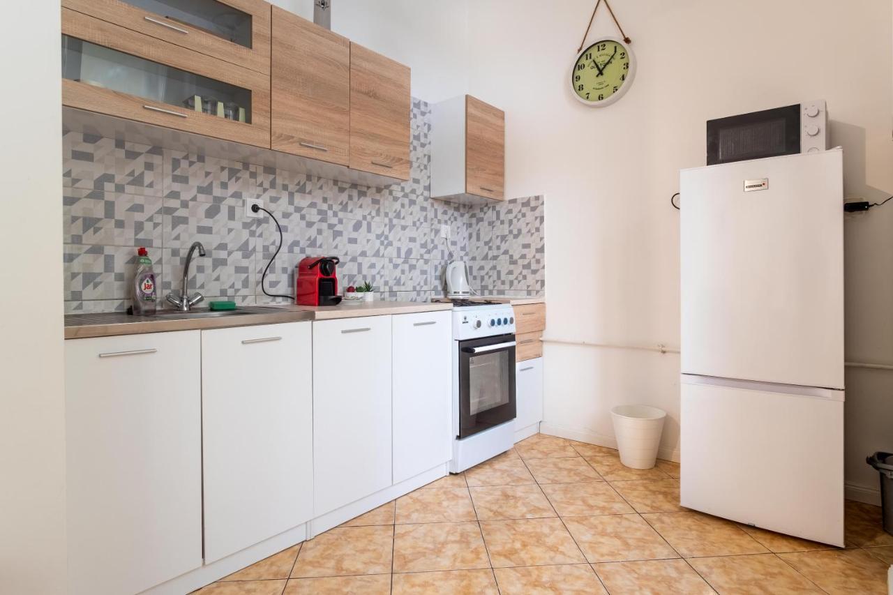 Apartmán Very Central 1-Br Apt With Patio Budapešť Exteriér fotografie