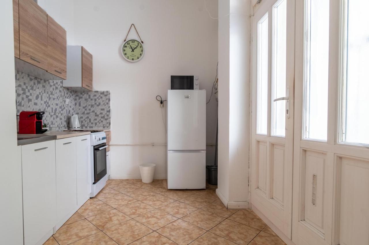 Apartmán Very Central 1-Br Apt With Patio Budapešť Exteriér fotografie