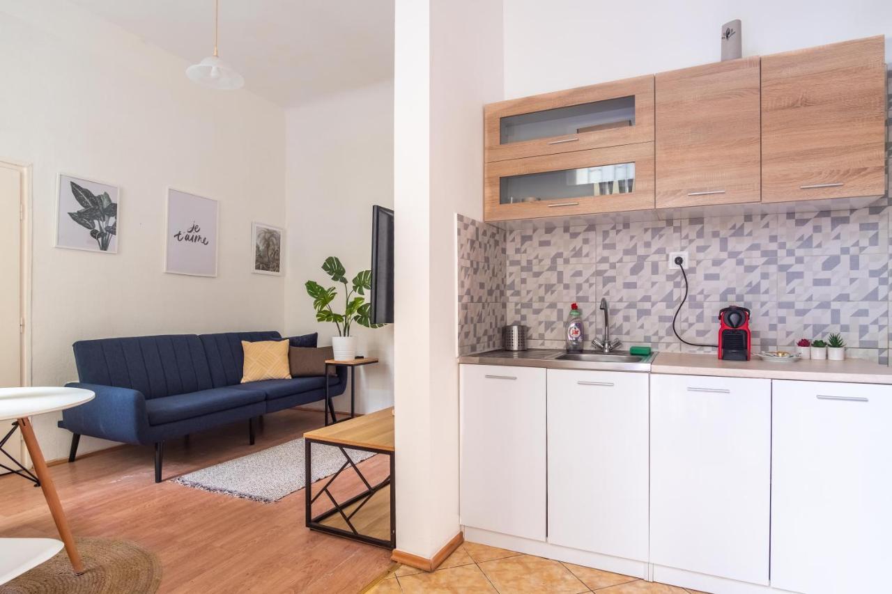 Apartmán Very Central 1-Br Apt With Patio Budapešť Exteriér fotografie