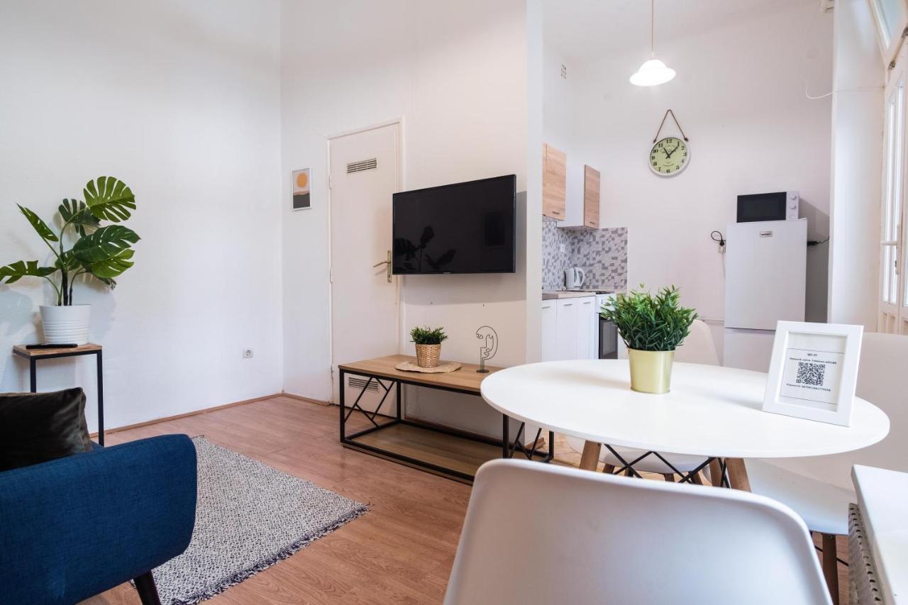 Apartmán Very Central 1-Br Apt With Patio Budapešť Exteriér fotografie