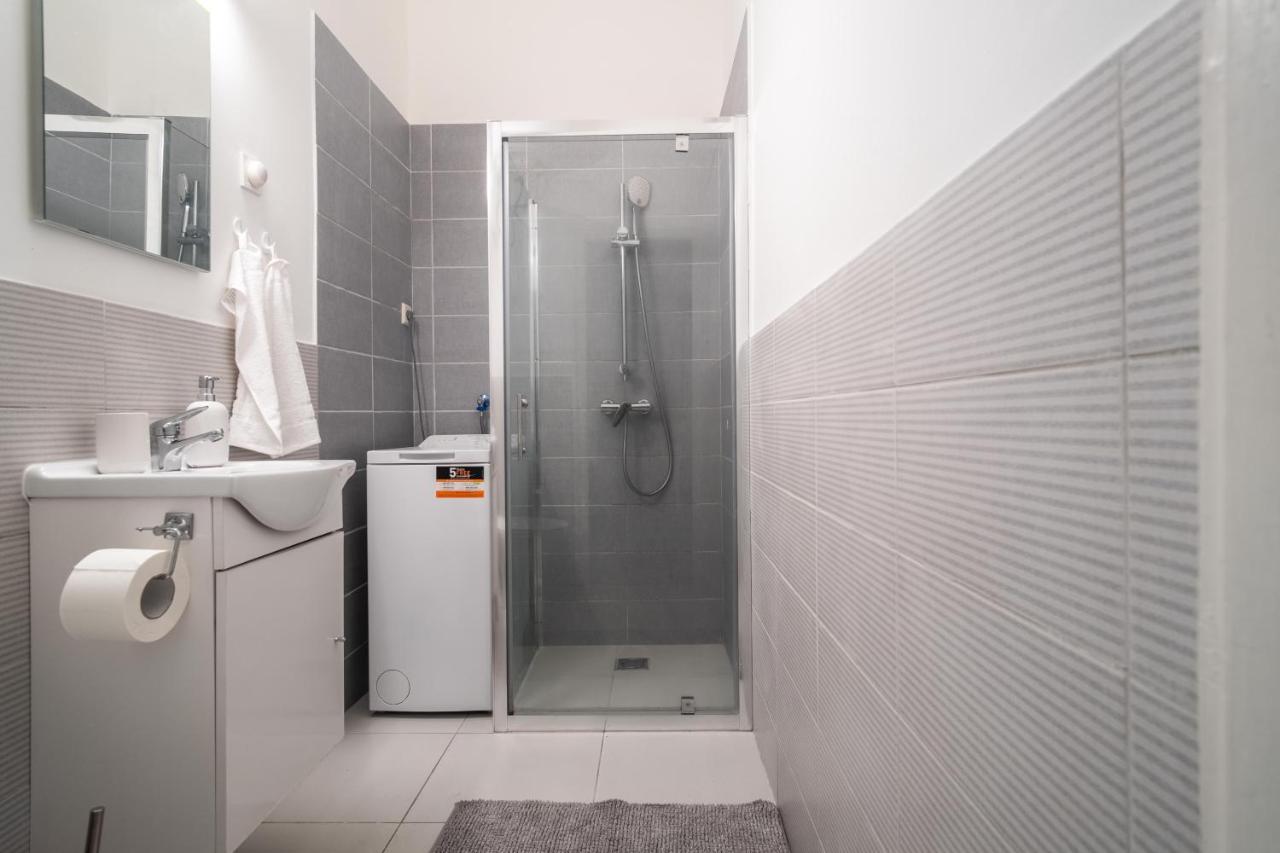 Apartmán Very Central 1-Br Apt With Patio Budapešť Exteriér fotografie